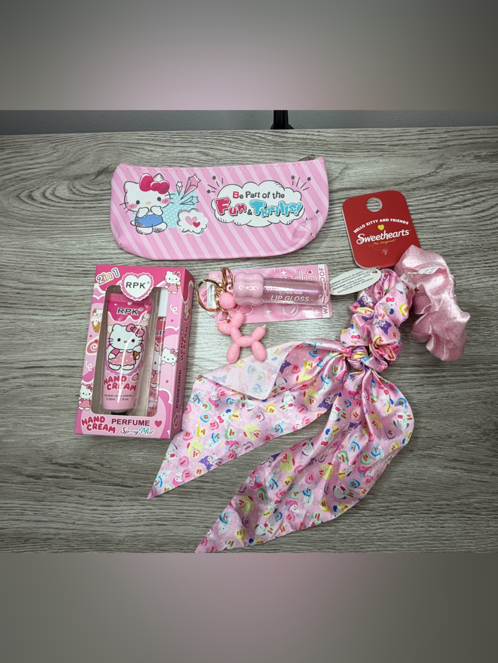 Hello Kitty Pink Accessory Set with Lip Gloss, Scrunchies & Pouch